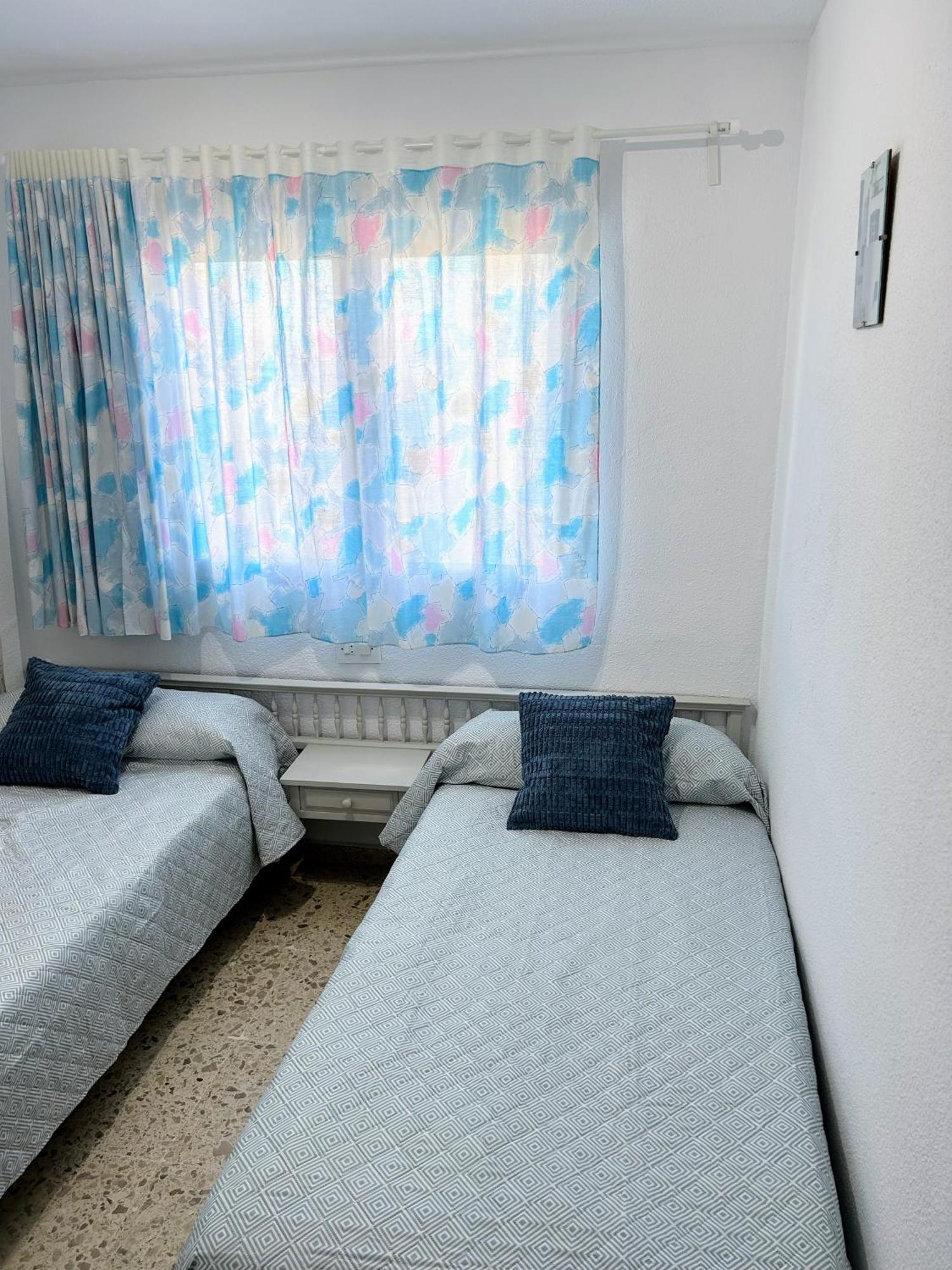 Apartamento Gandia Playa 150M Playa Con Parking Privado Y Piscina Playa de Gandia Exterior photo